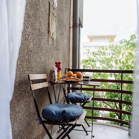 Petite Maison Sur Le Boulevard بوخارست المظهر الخارجي الصورة